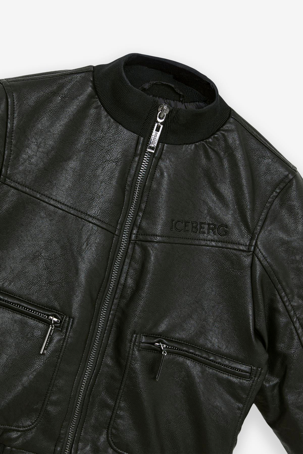 Iceberg Erkek Çocuk Siyah MontIceberg Erkek Çocuk Siyah Mont