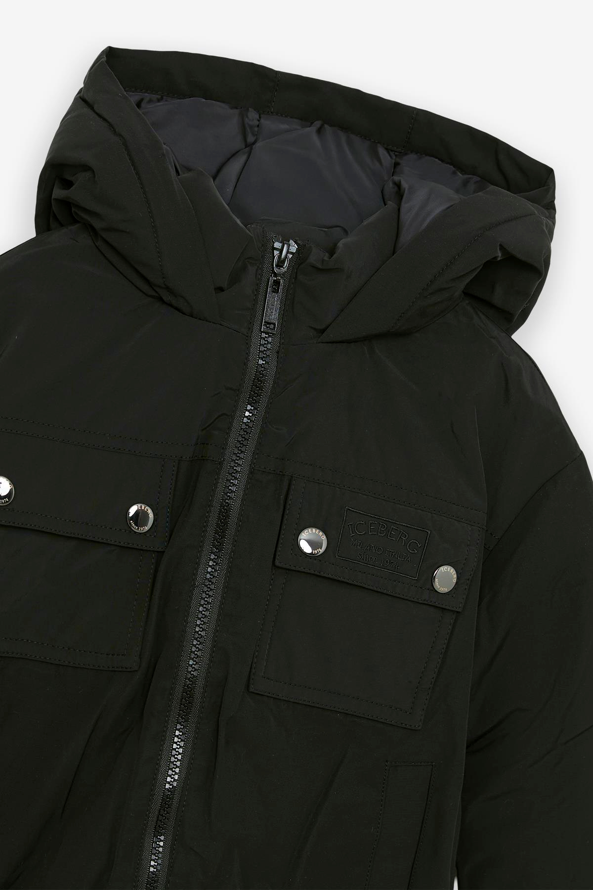 Iceberg Erkek Çocuk Siyah MontIceberg Erkek Çocuk Siyah Mont