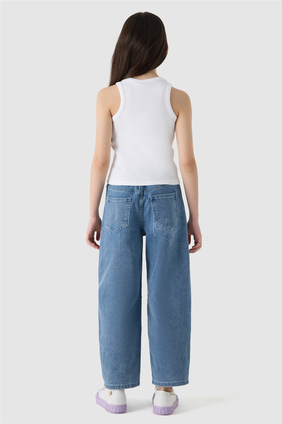 Iceberg Girl White UndershirtIceberg Girl White Undershirt