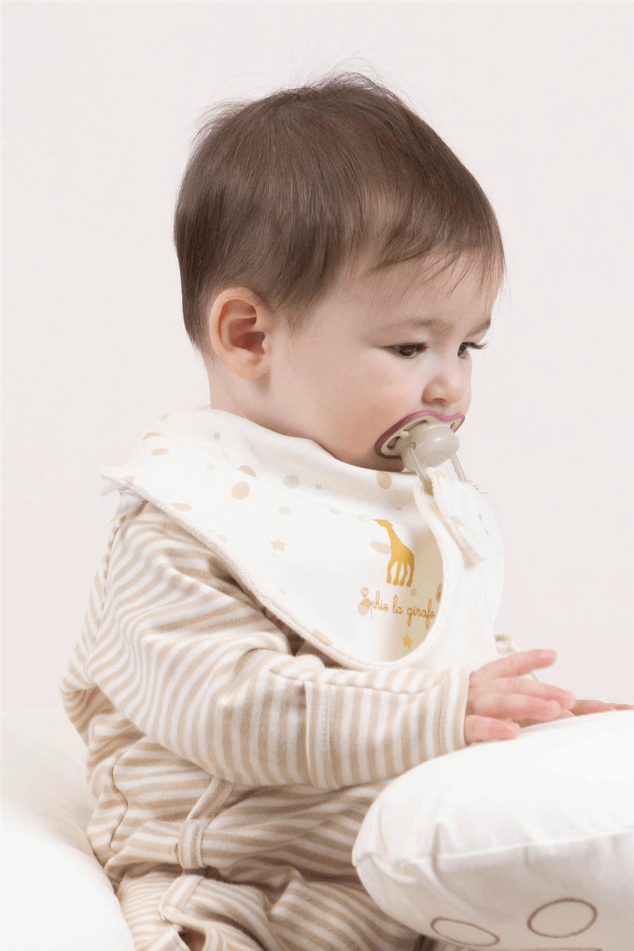 Little Gusto 2-Pack Waterproof Pacifier Bib SetLittle Gusto 2-Pack Waterproof Pacifier Bib Set