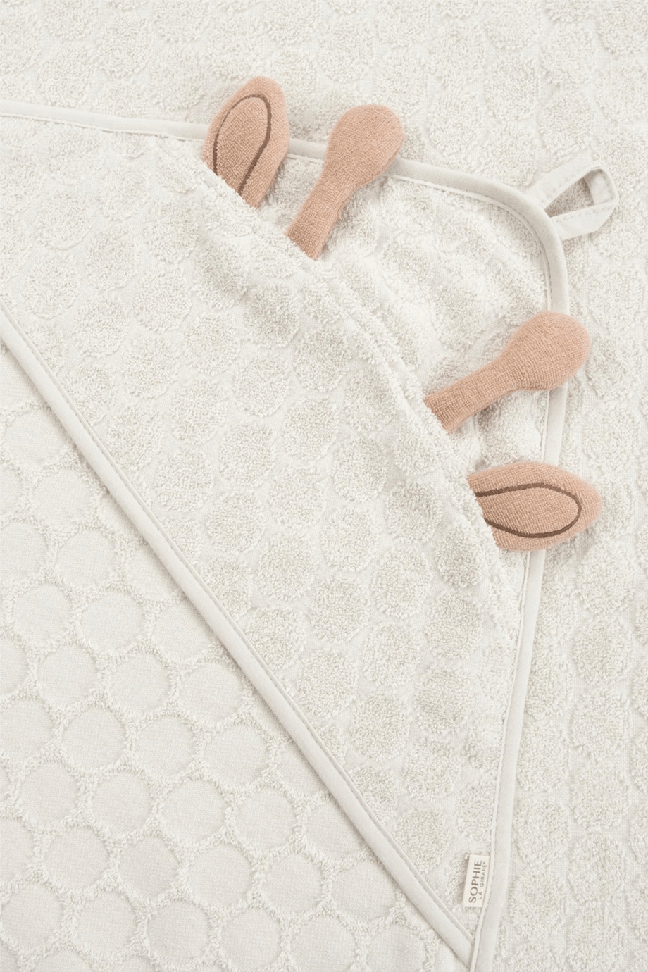 Little Gusto Organic Cotton Swaddle Towel & Wash Mitt SetLittle Gusto Organic Cotton Swaddle Towel & Wash Mitt Set