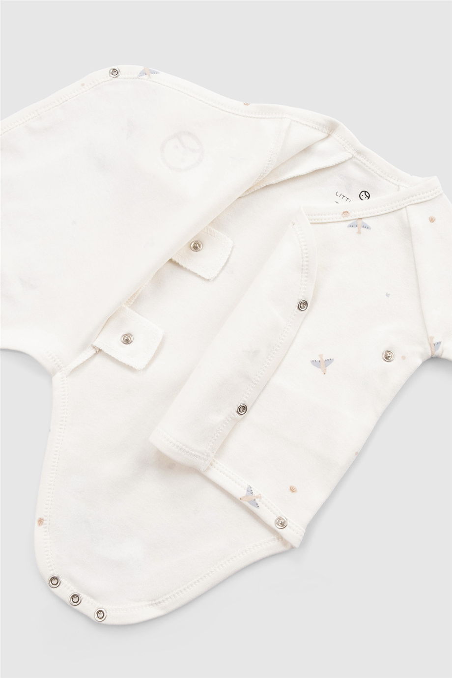 Little Gusto Unisex Beyaz ZıbınLittle Gusto Unisex Beyaz Zıbın