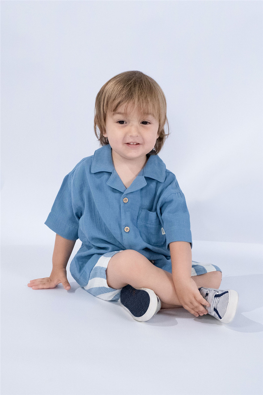 Little Gusto Unisex Blue Shorts SuitLittle Gusto Unisex Blue Shorts Suit