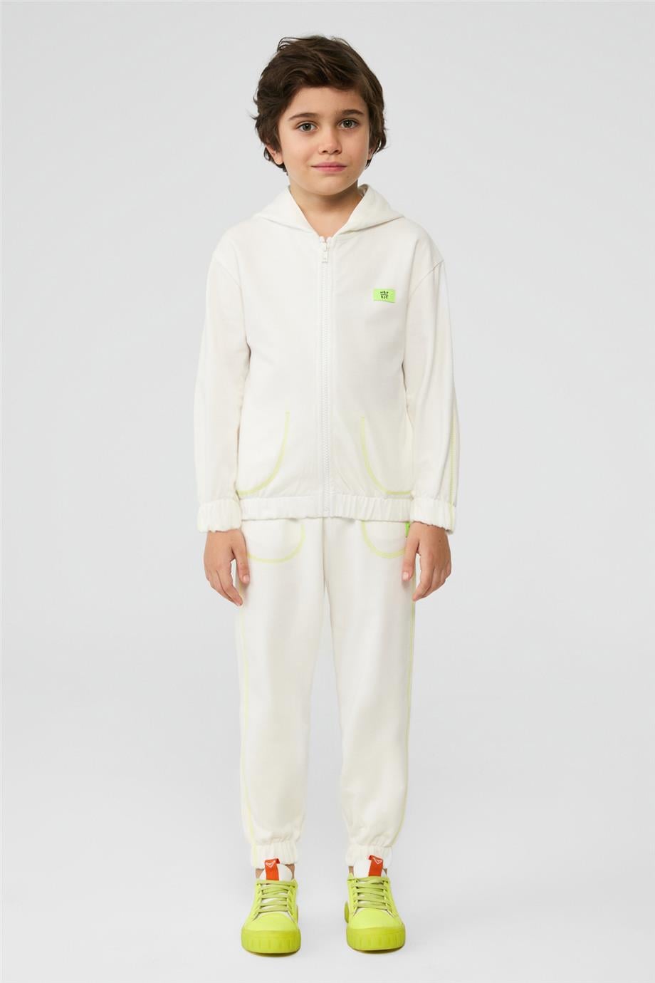  Boy White Tracksuit Top Boy White Tracksuit Top