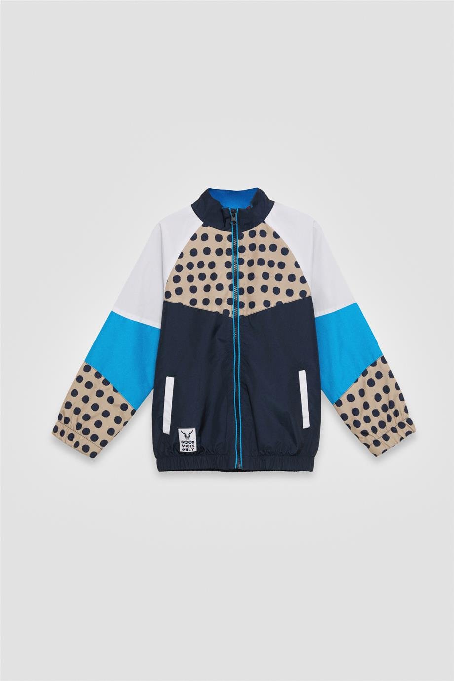 NBT Erkek Çocuk Desenli YağmurlukNBT Erkek Çocuk Desenli Yağmurluk