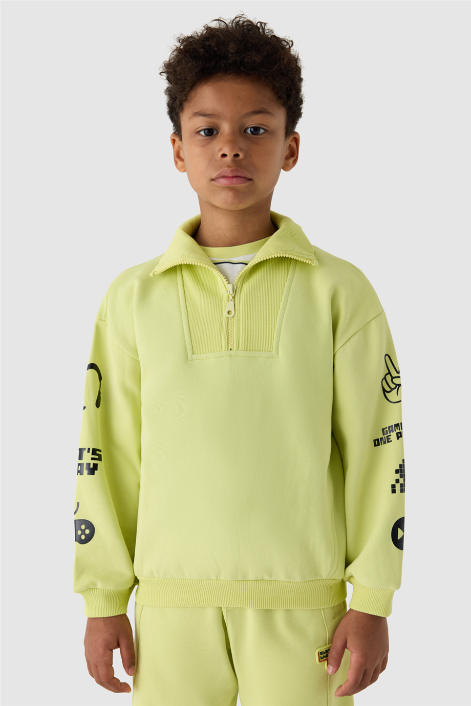 NBT Jeans Erkek Çocuk Yeşil SweatshirtNBT Jeans Erkek Çocuk Yeşil Sweatshirt