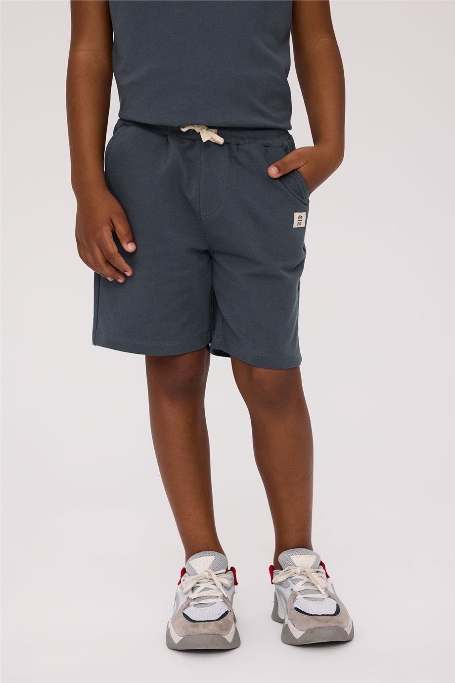 Nebbati Basic Boy Anthracite ShortsNebbati Basic Boy Anthracite Shorts
