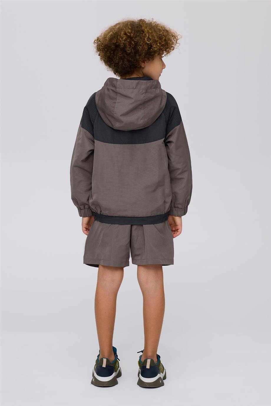 Nebbati Erkek Çocuk Antrasit YağmurlukNebbati Erkek Çocuk Antrasit Yağmurluk