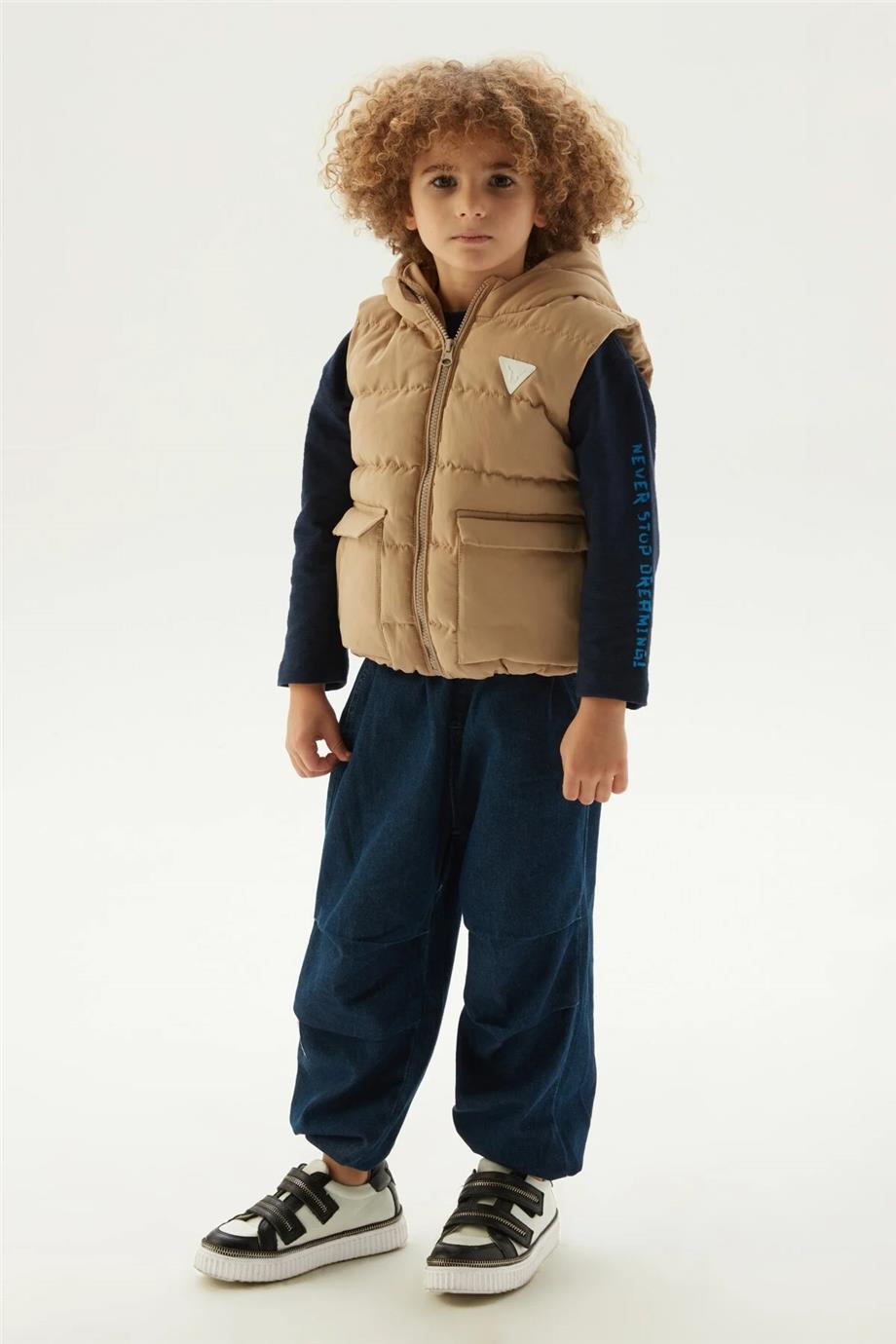 Nebbati Erkek Çocuk Bej Yelek