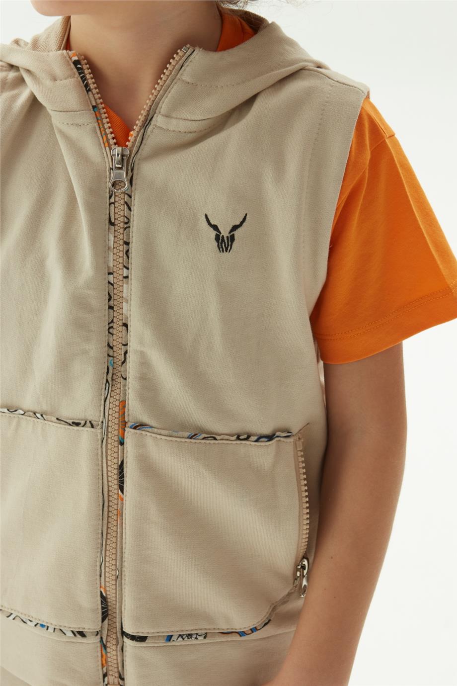 Nebbati Erkek Çocuk Bej Yelek