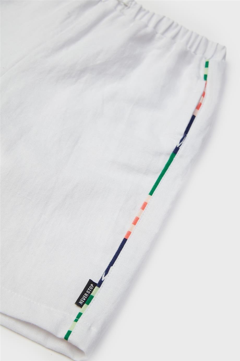 Nebbati Erkek Çocuk Beyaz Şort