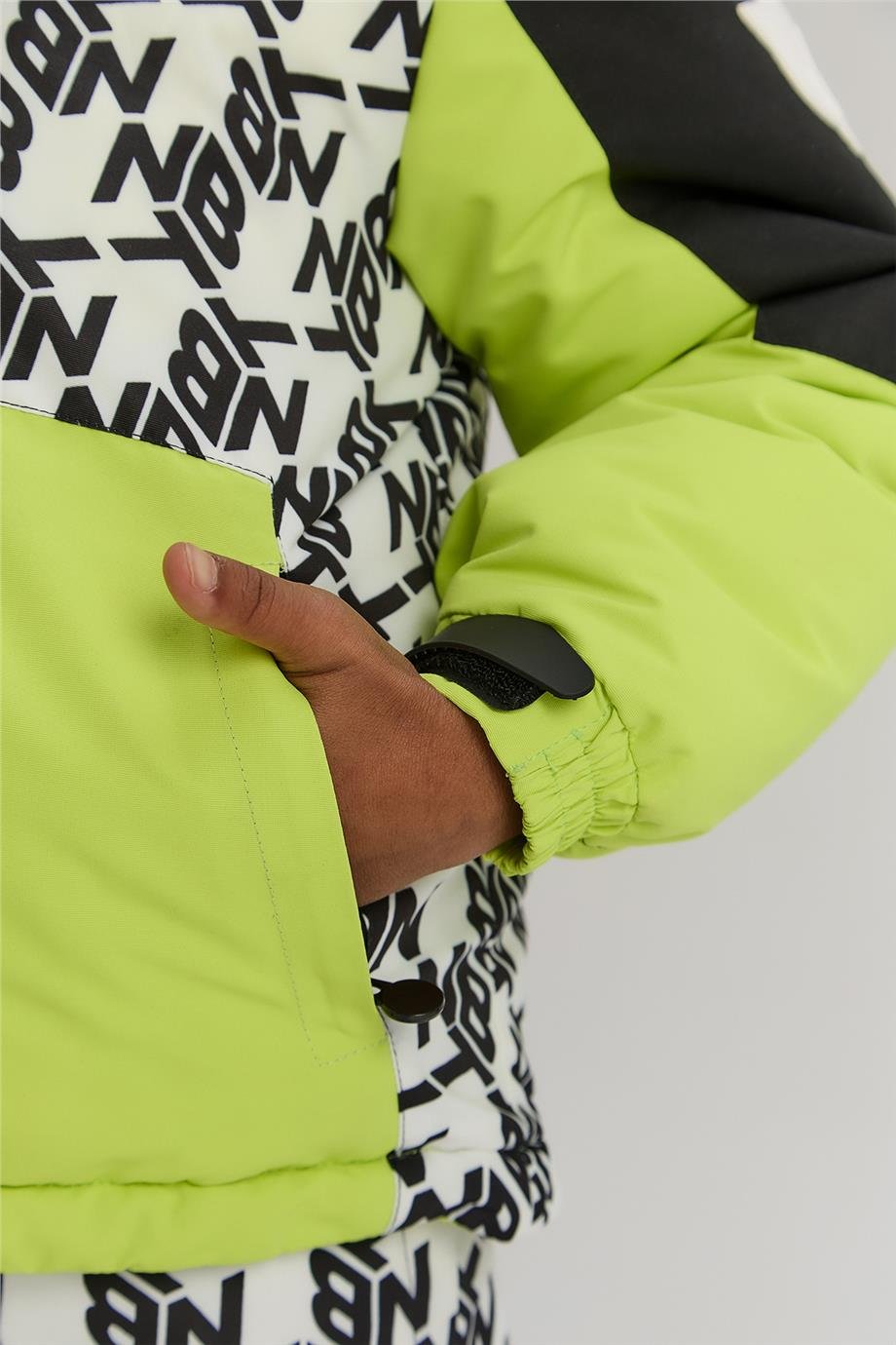 Nebbati Erkek Çocuk Desenli Kayak TakımıNebbati Erkek Çocuk Desenli Kayak Takımı