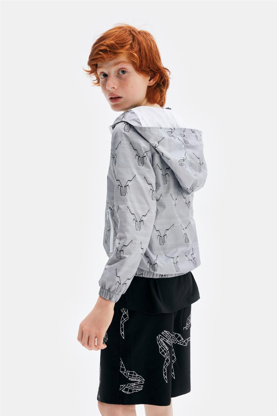 Nebbati Erkek Çocuk Desenli Yağmurluk