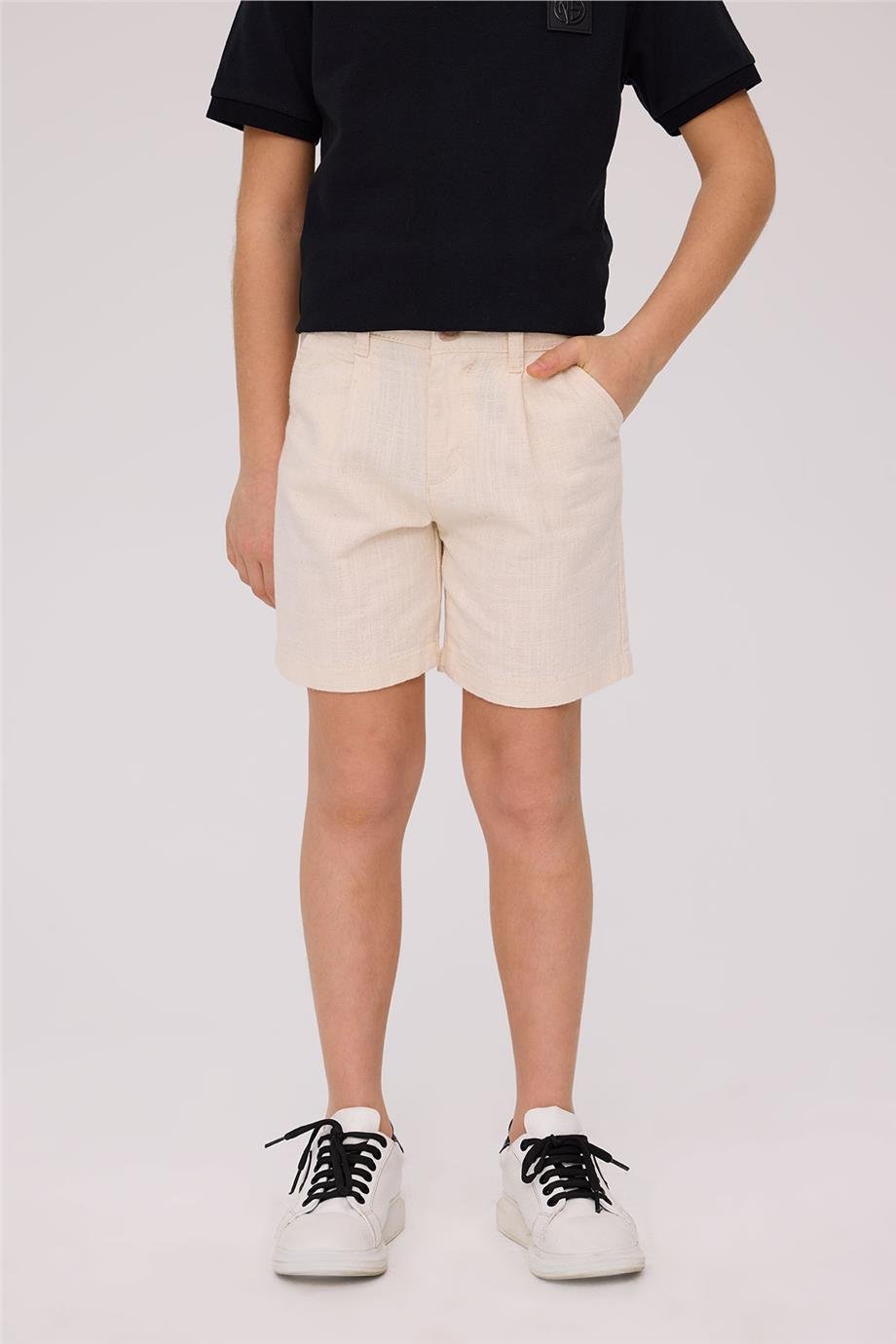 Nebbati Boy Ecru ShortsNebbati Boy Ecru Shorts