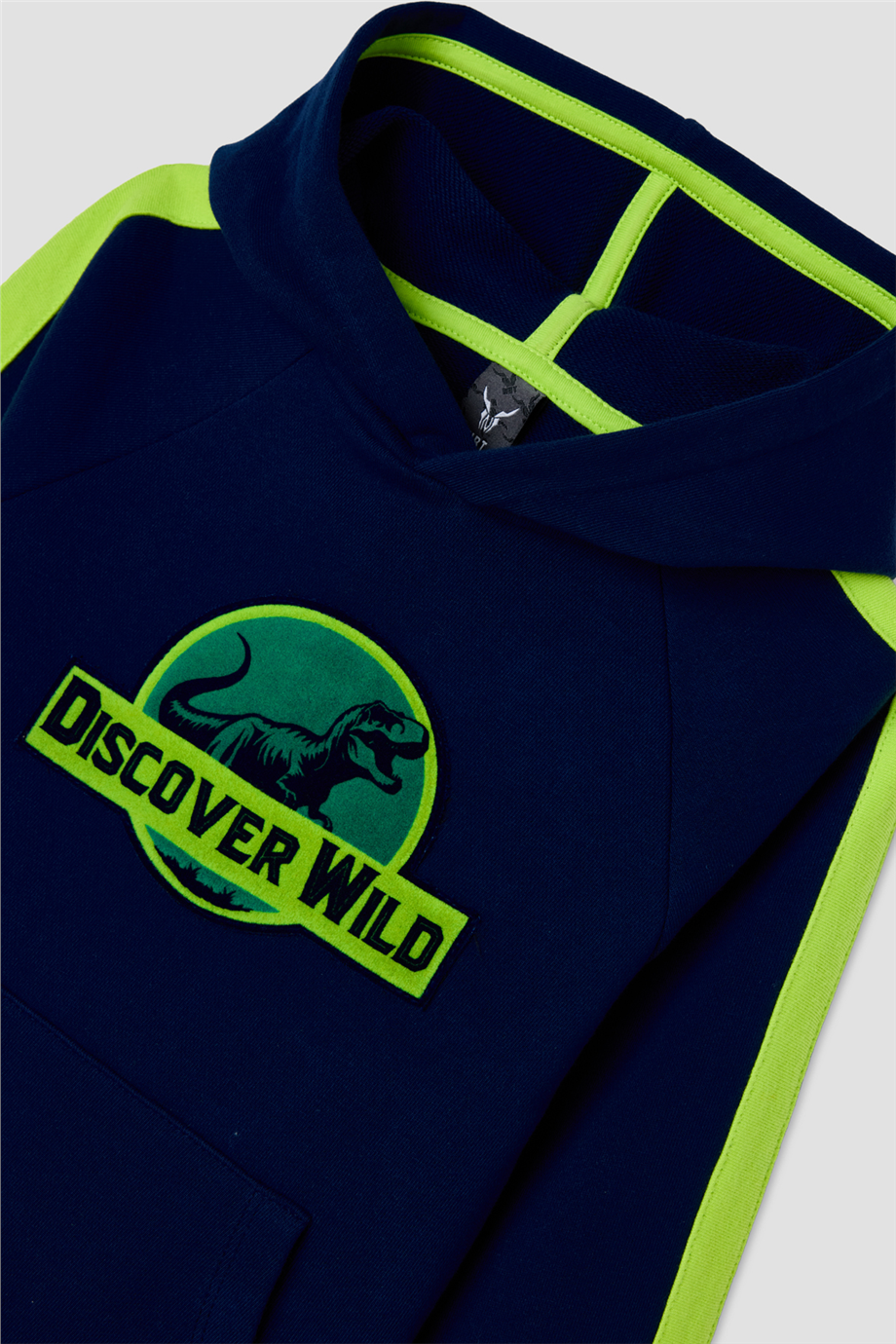 Nebbati Erkek Çocuk Flok Baskılı Kapüşonlu SweatshirtNebbati Erkek Çocuk Flok Baskılı Kapüşonlu Sweatshirt
