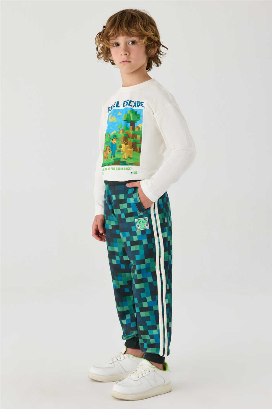 Nebbati Boys All-Over Printed Patterned Jogger PantsNebbati Boys All-Over Printed Patterned Jogger Pants