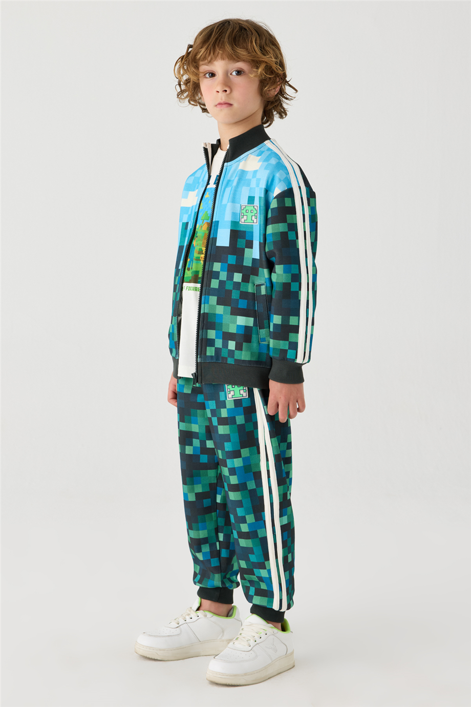 Nebbati Boys All-Over Printed Mock Neck Patterned Track JacketNebbati Boys All-Over Printed Mock Neck Patterned Track Jacket
