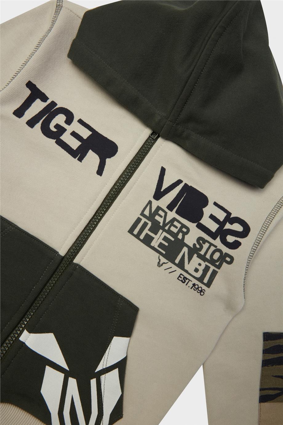 Nebbati Erkek Çocuk Renkli Eşofman Üstü