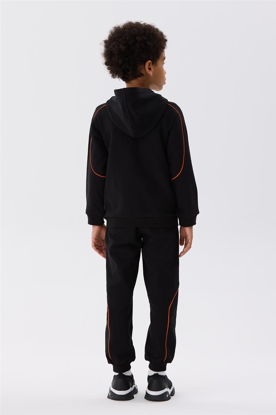 Nebbati Erkek Çocuk Siyah Eşofman Üstü