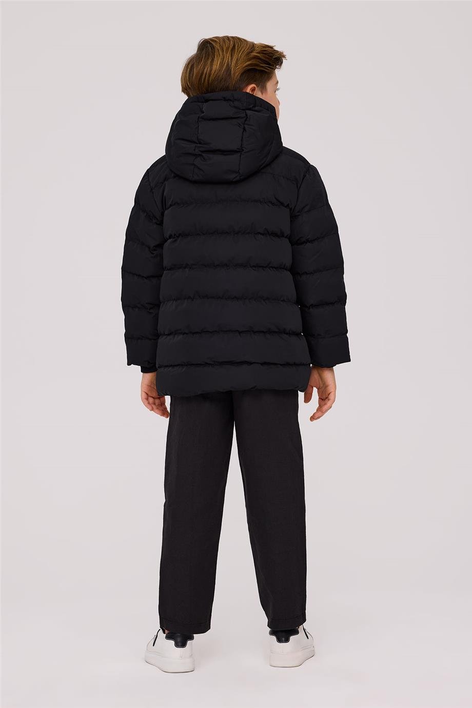 Nebbati Erkek Çocuk Siyah MontNebbati Erkek Çocuk Siyah Mont