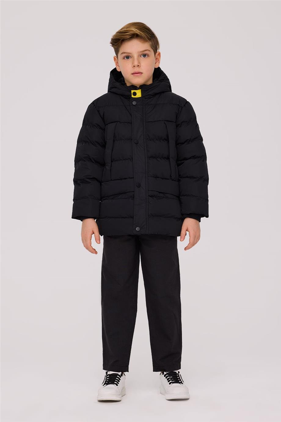 Nebbati Erkek Çocuk Siyah MontNebbati Erkek Çocuk Siyah Mont