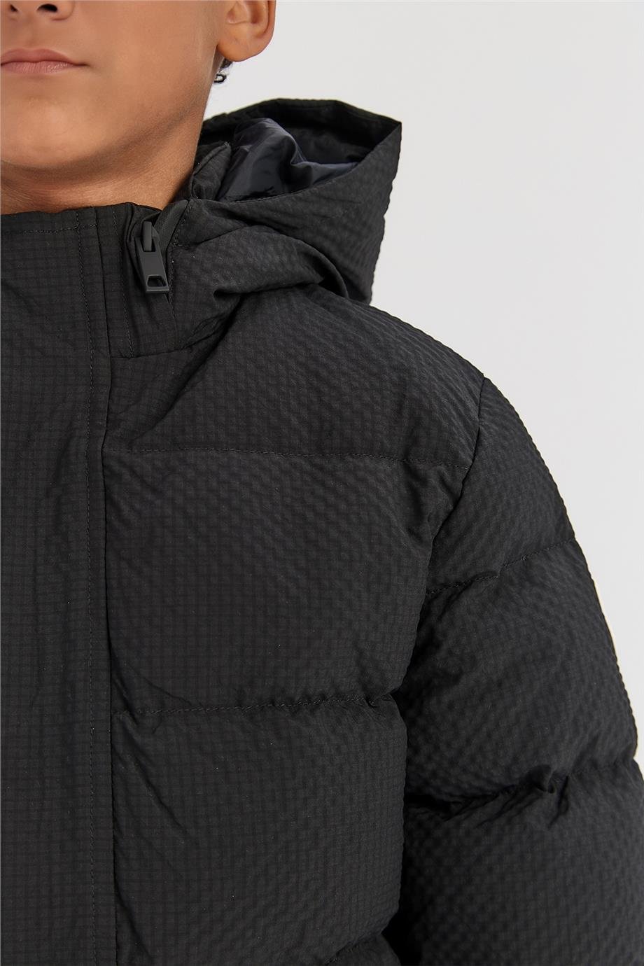 Nebbati Erkek Çocuk Siyah MontNebbati Erkek Çocuk Siyah Mont