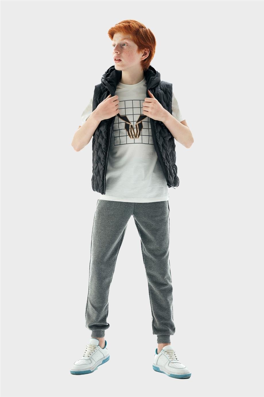 Nebbati Erkek Çocuk Siyah Yelek