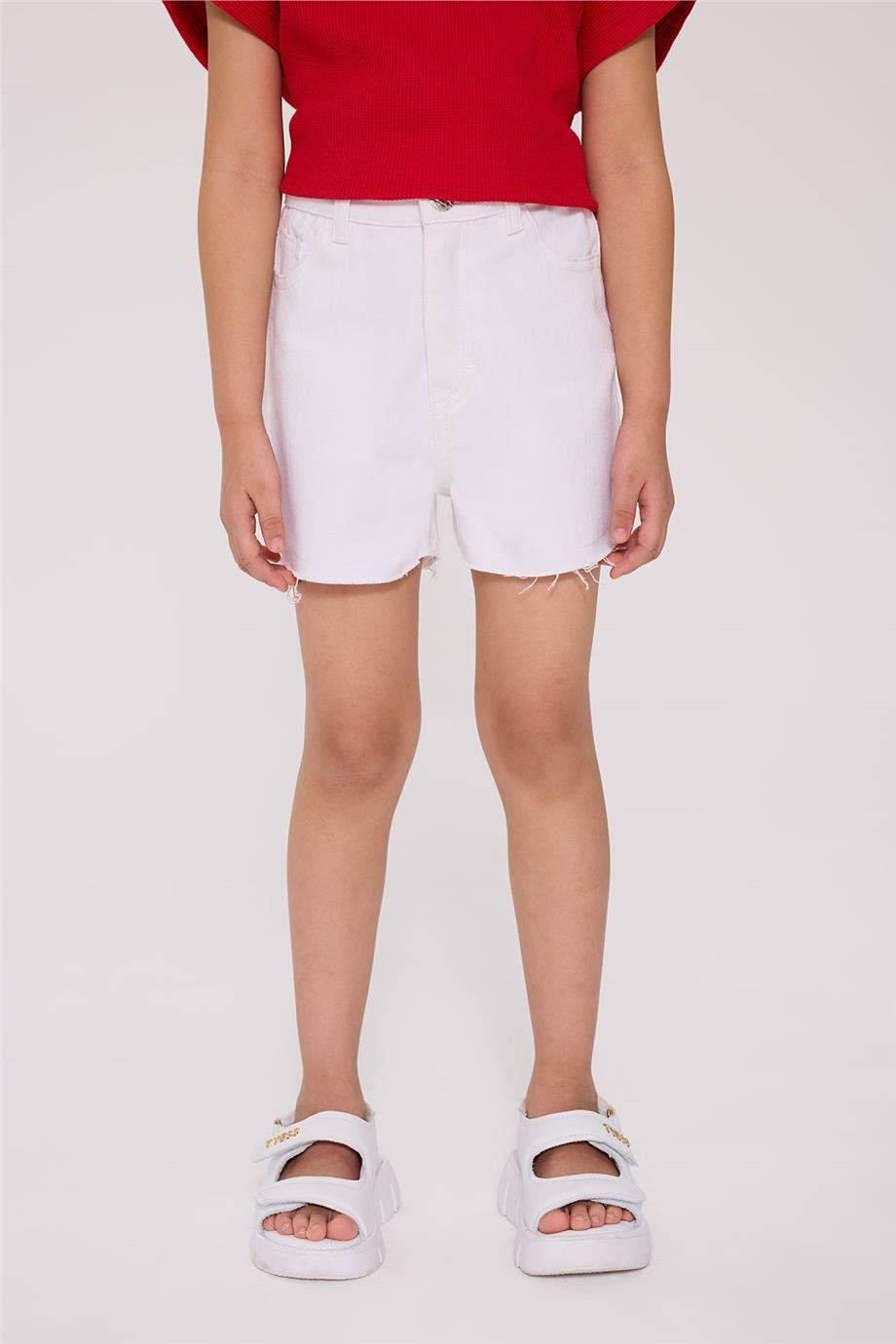 Tyess Basic Kız Çocuk Beyaz ŞortTyess Basic Kız Çocuk Beyaz Şort