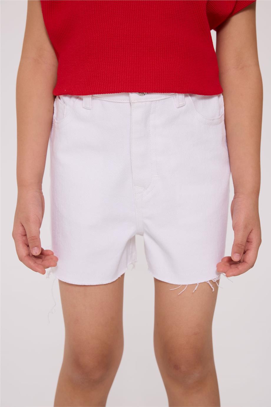 Tyess Basic Kız Çocuk Beyaz ŞortTyess Basic Kız Çocuk Beyaz Şort