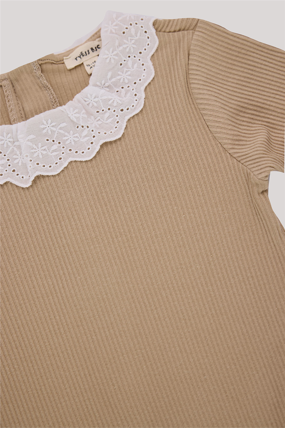 Tyess BSC Baby Girl Ecru-Beige SetTyess BSC Baby Girl Ecru-Beige Set