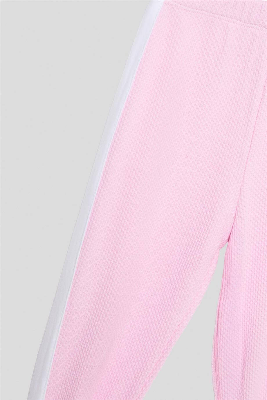 Tyess BSC Kız Bebek Pembe Eşofman TakımıTyess BSC Kız Bebek Pembe Eşofman Takımı