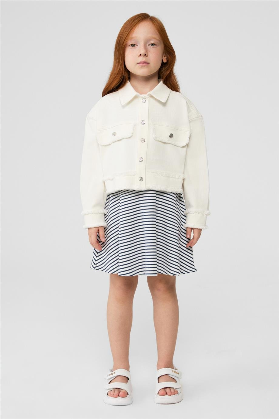  Girl White Jacket Girl White Jacket