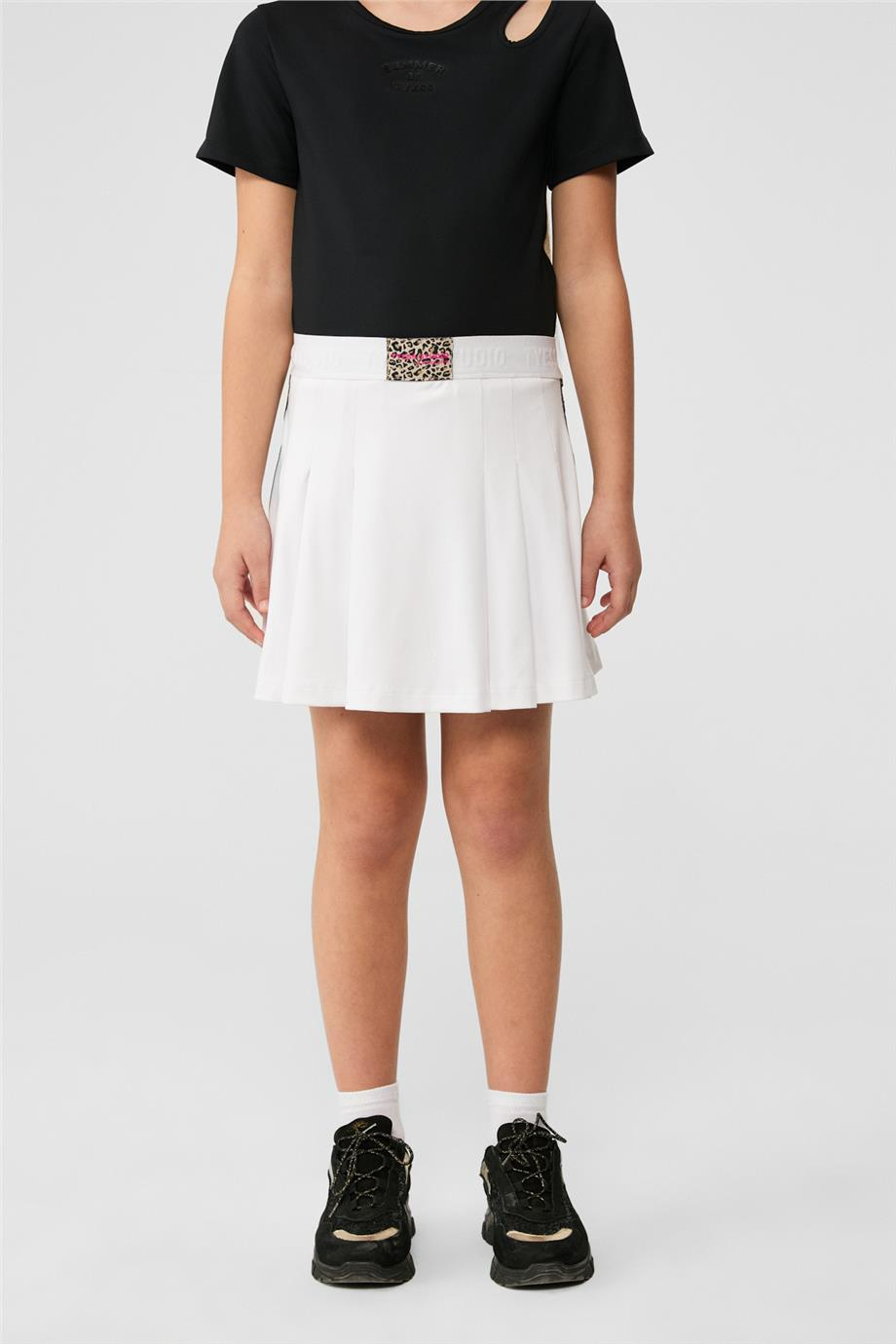 Tyess Girl White SkirtTyess Girl White Skirt