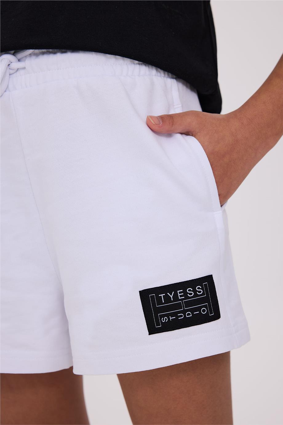 Tyess Girl White ShortsTyess Girl White Shorts