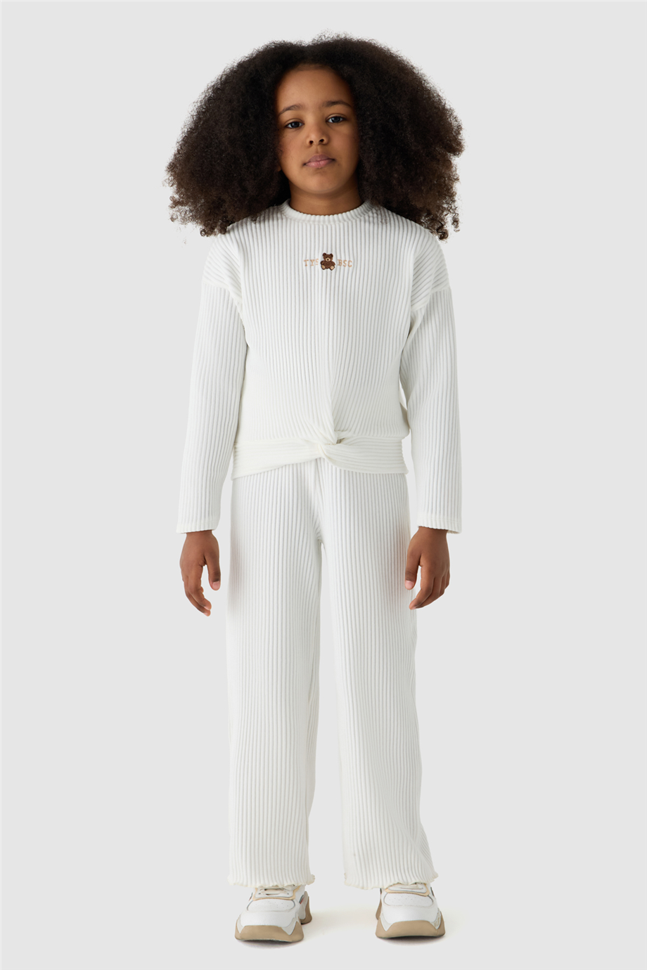 Tyess Girls Crew Neck Eşofman SetTyess Girls Crew Neck Eşofman Set