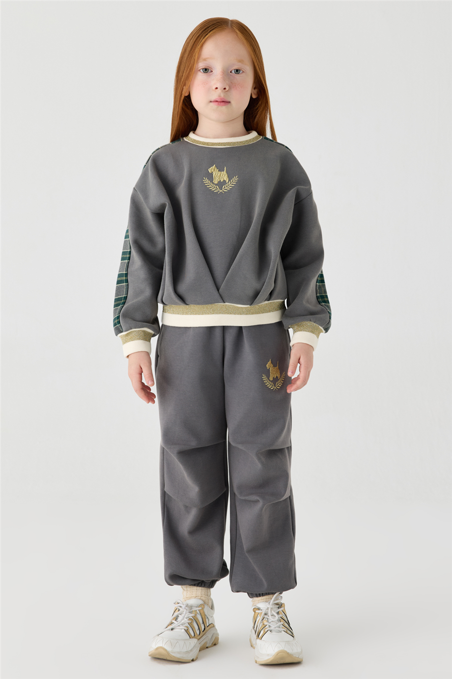 Tyess Kız Çocuk Bisiklet Yaka Oversize SweatshirtTyess Kız Çocuk Bisiklet Yaka Oversize Sweatshirt