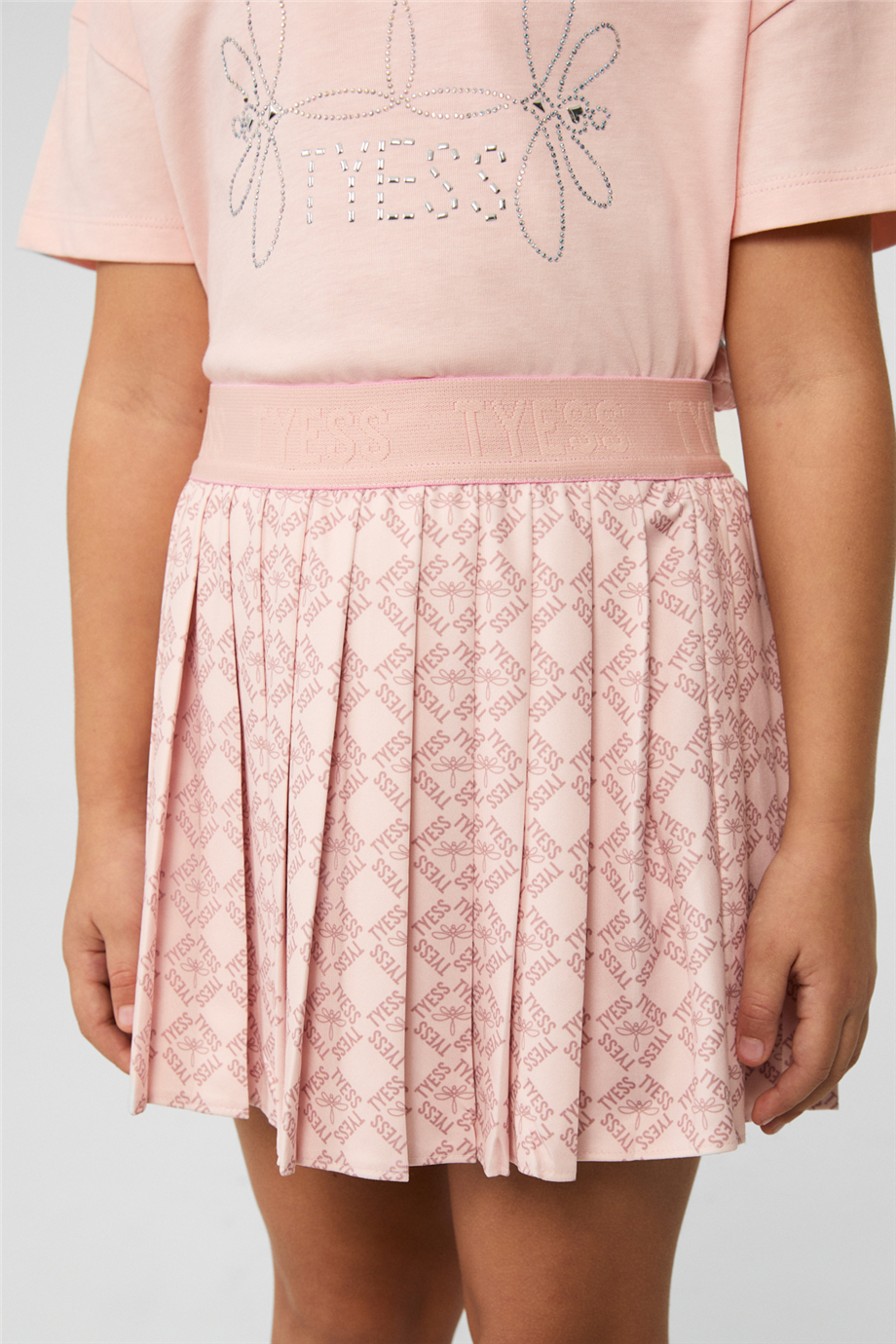 Tyess Girl Patterned SkirtTyess Girl Patterned Skirt