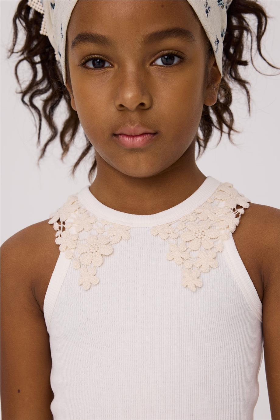 Tyess Kız Çocuk Ekru AtletTyess Kız Çocuk Ekru Atlet