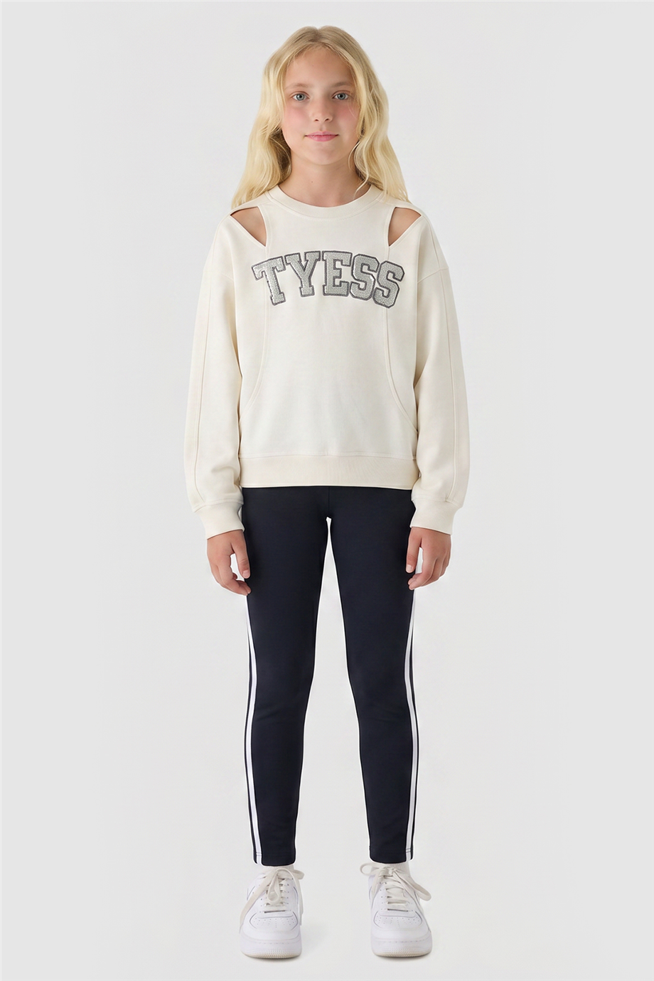 Tyess Kız Çocuk Ekru SweatshirtTyess Kız Çocuk Ekru Sweatshirt