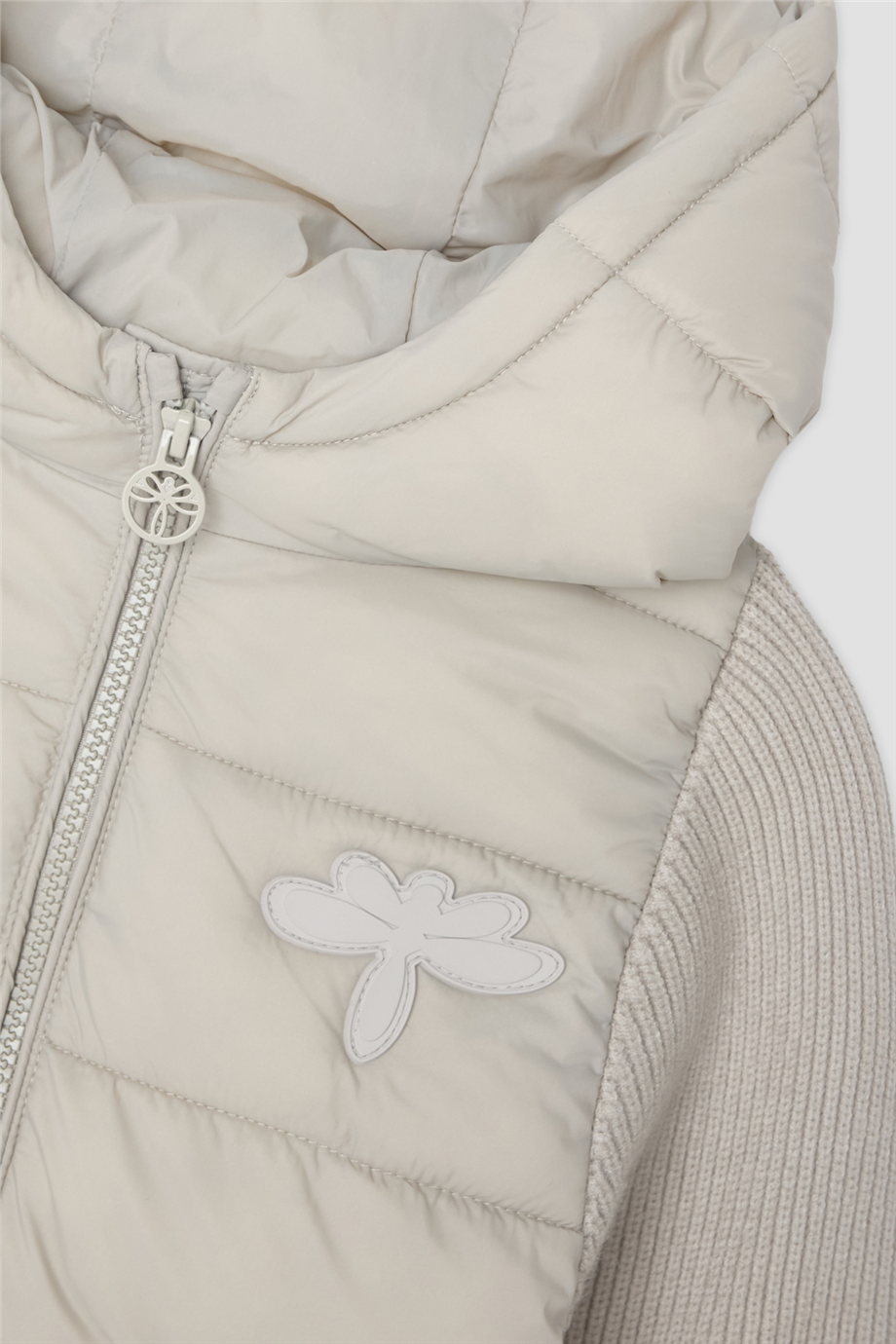 Tyess Kız Çocuk Kapüşonlu Oversize MontTyess Kız Çocuk Kapüşonlu Oversize Mont