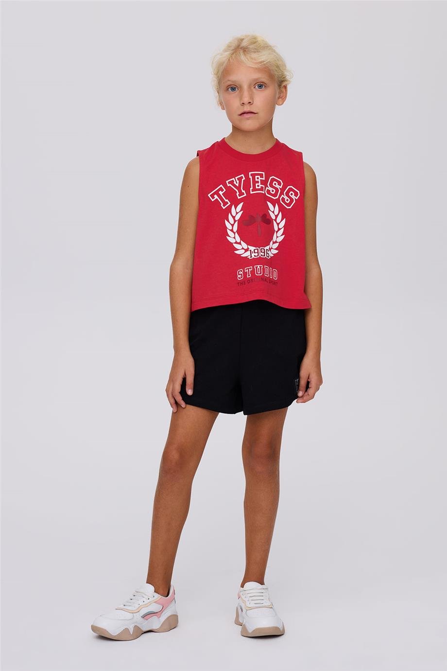 Tyess Kız Çocuk Kırmızı TshirtTyess Kız Çocuk Kırmızı Tshirt