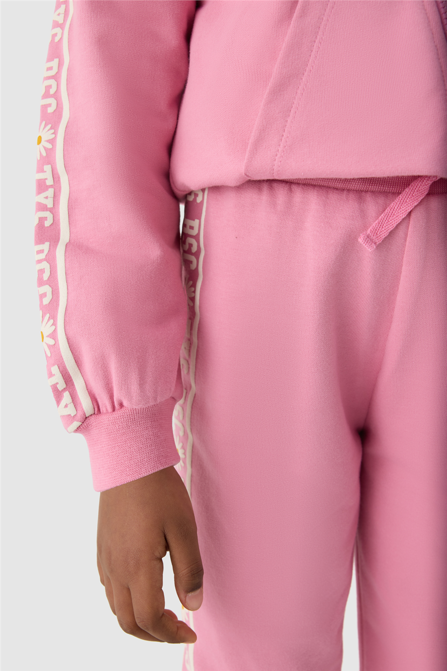 Tyess Kız Çocuk Pembe Eşofman TakımTyess Kız Çocuk Pembe Eşofman Takım