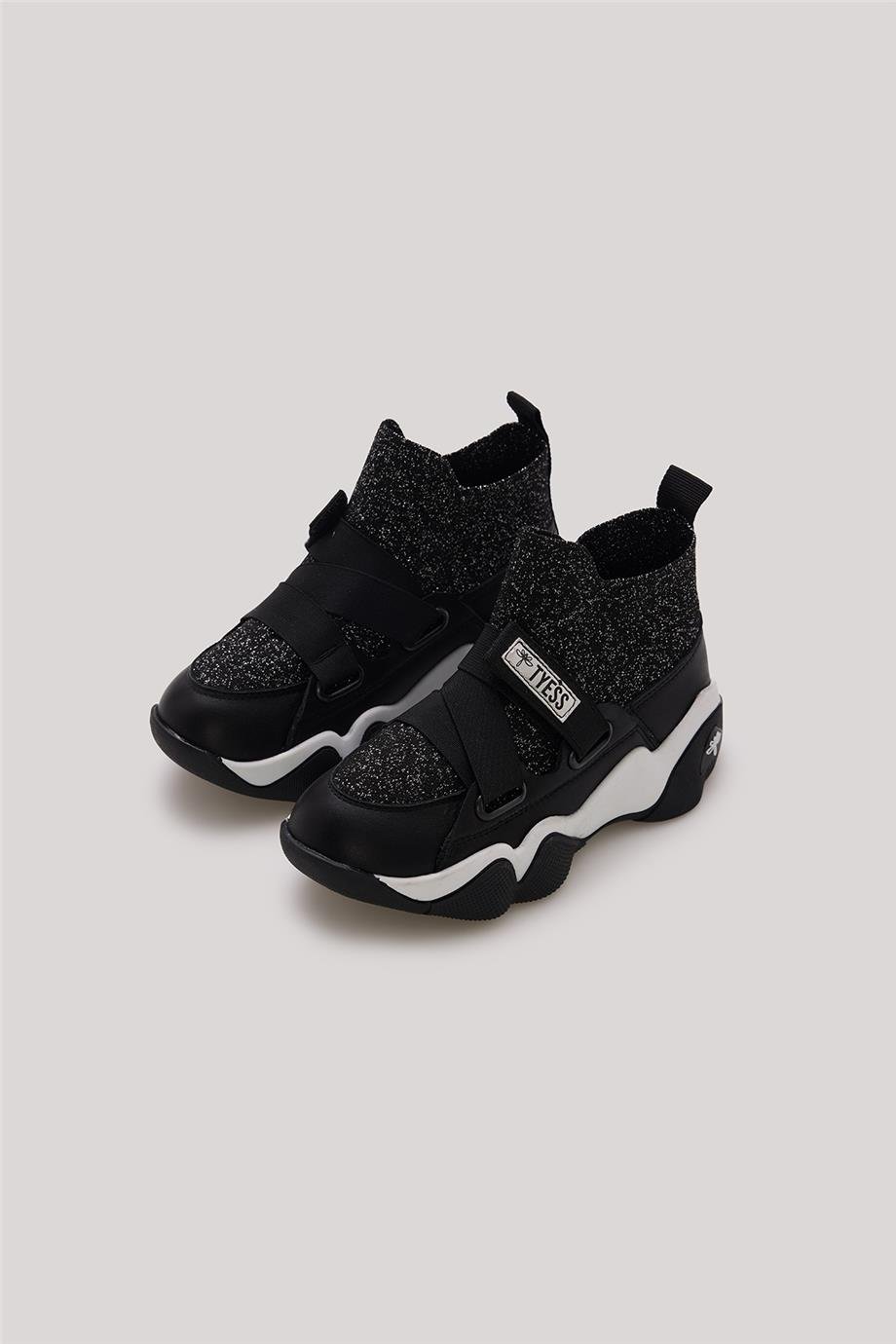 Tyess Kız Çocuk Siyah Ayakkabı