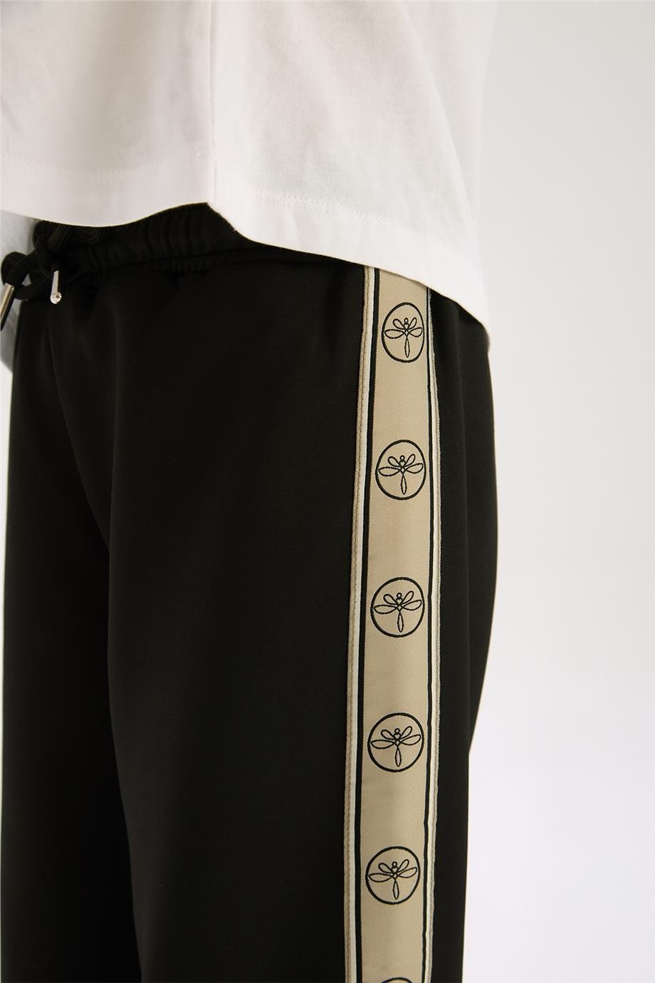 Tyess Kız Çocuk Siyah Eşofman AltıTyess Kız Çocuk Siyah Eşofman Altı