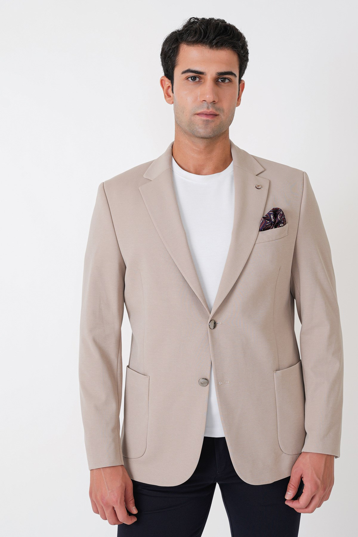 Comfort Fit Çift Yırtmaç Torba Cep Metal Düğmeli Bej Blazer Ceket C 734
