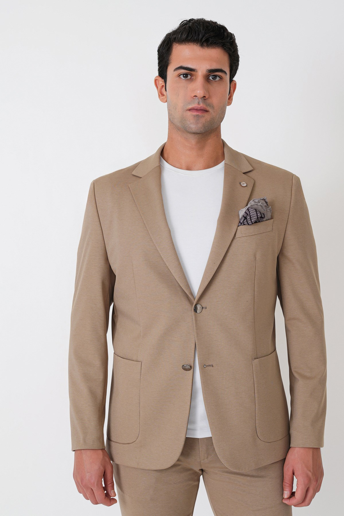 Comfort Fit Çift Yırtmaç Torba Cep Metal Düğmeli Koyu Bej Blazer Ceket C 734