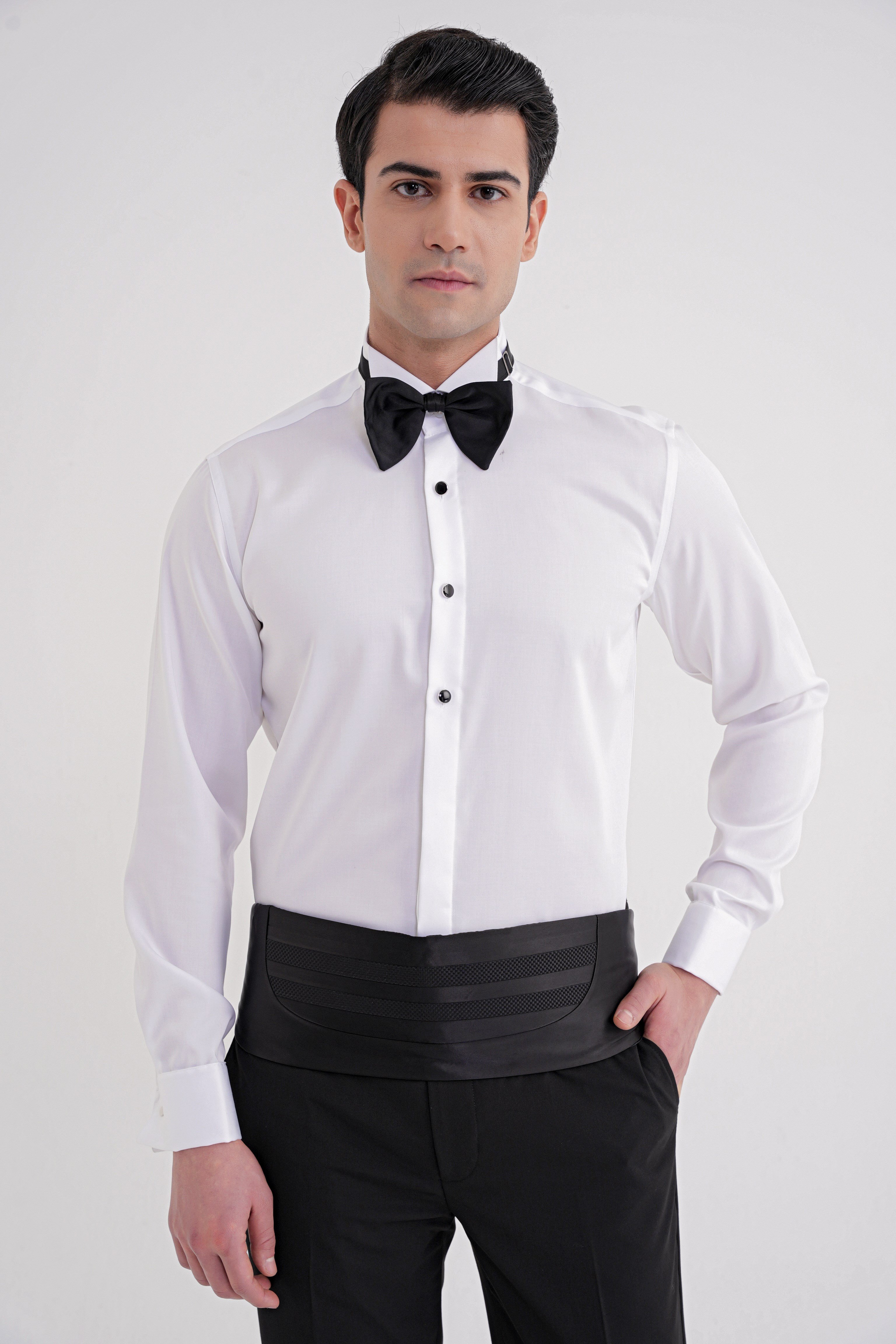Slim Fit % 100 Pamuk Duble Manşet Ata Yaka Beyaz Smokin Gömlek GK 750