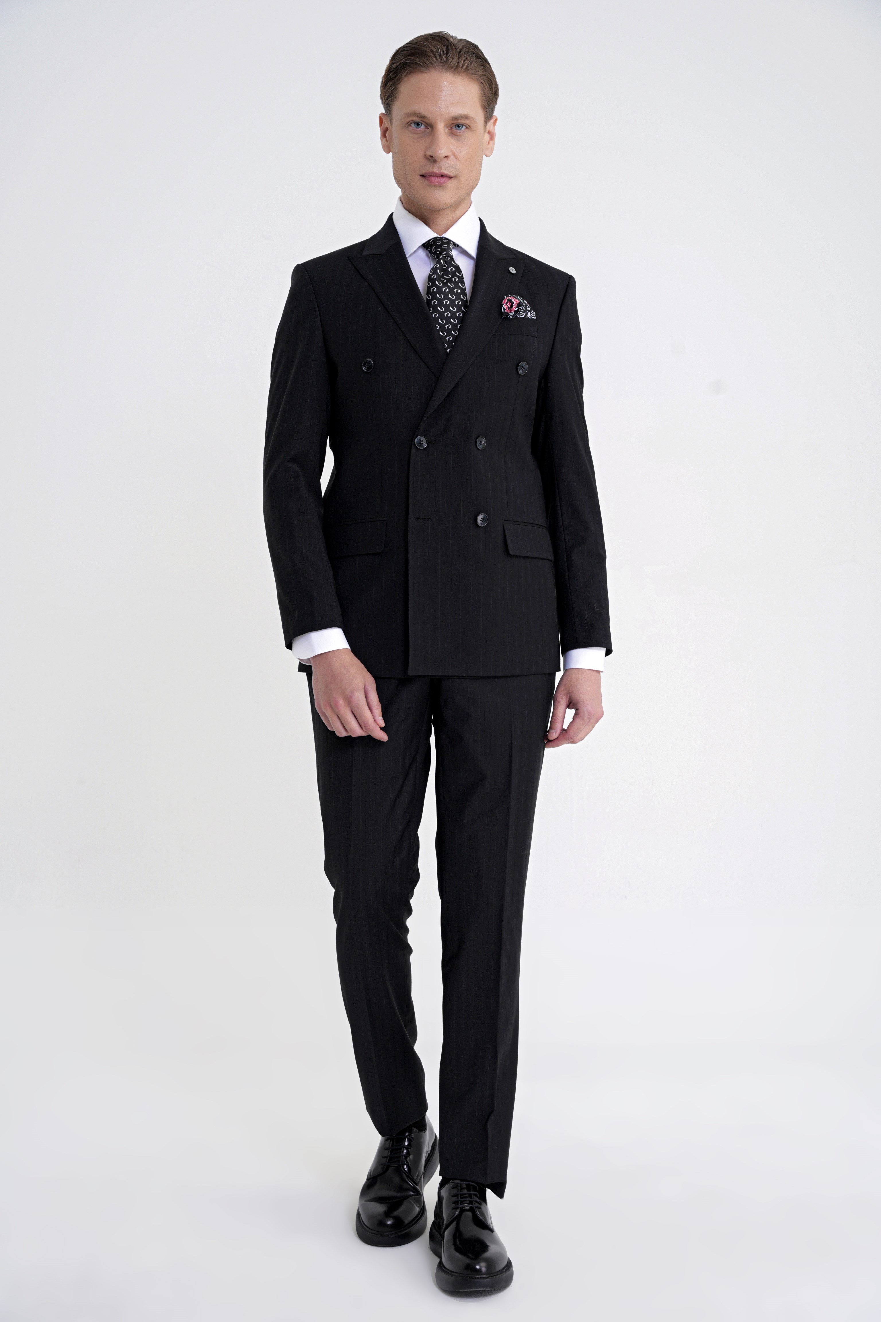 Slim Fit Çift Yırtmaç %95 Pamuk Siyah Çizgili Kruvaze Takım Elbise TK 945