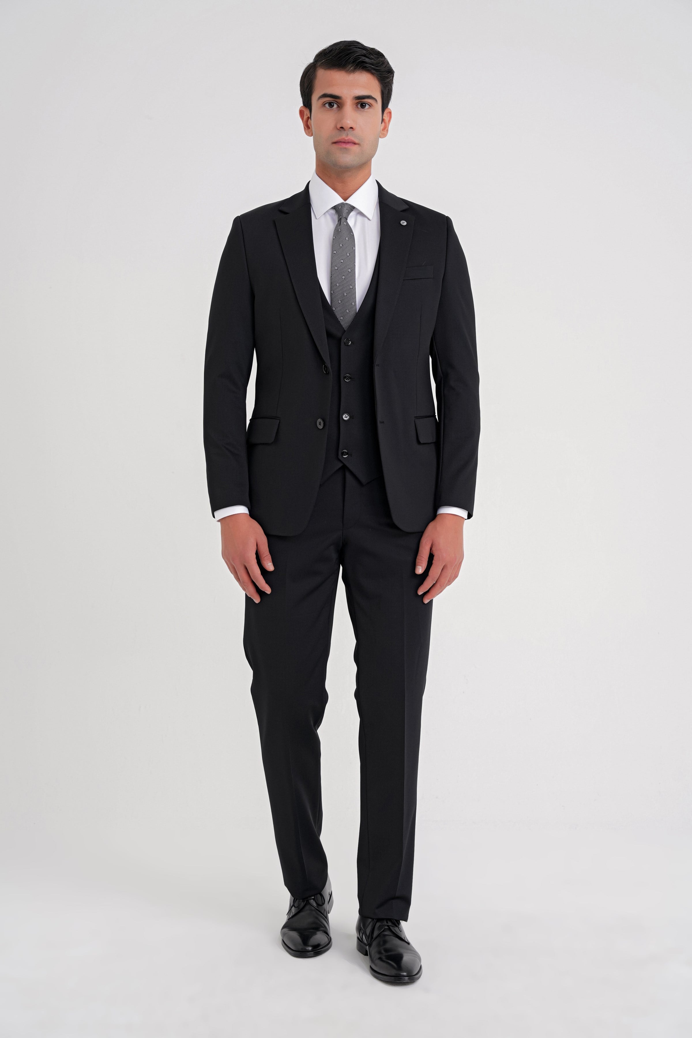 Slim Fit Çift Yırtmaç Doku Desenli Esnek Siyah Yelekli Takım Elbise TK 927