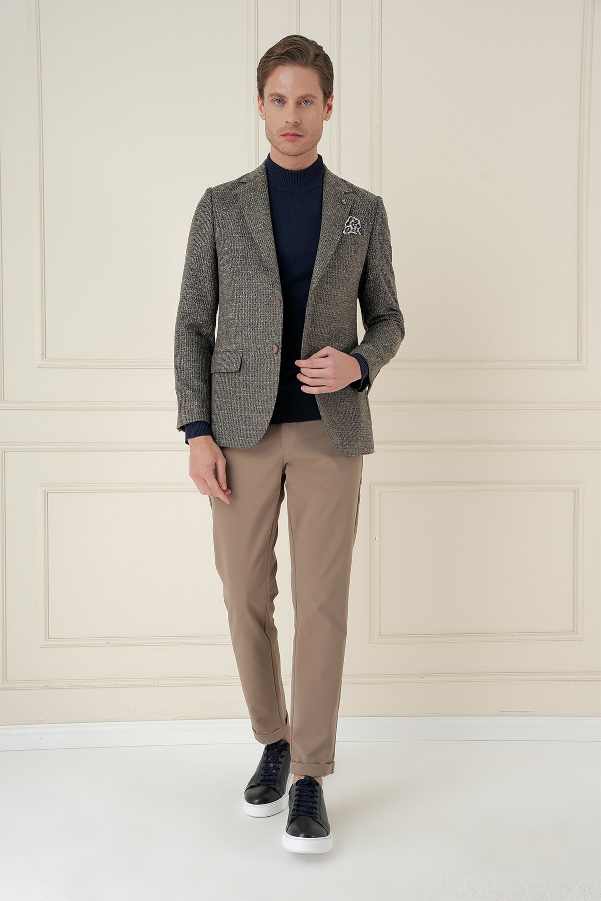 Slim Fit Çift Yırtmaç Kırçıllı Pötikare Dokuma %100 Yün Bej Ceket C 693